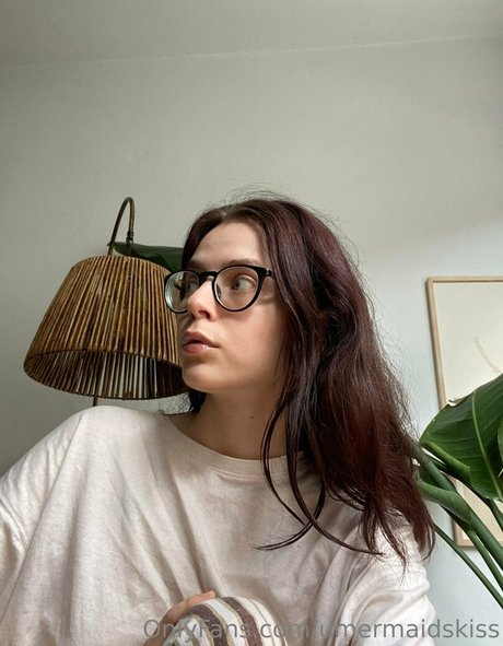 umermaidskiss ヌードのポルノスター 画像