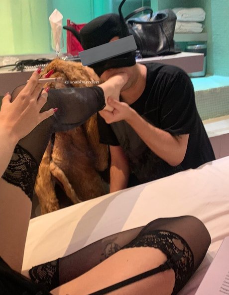 パンスト熟女オンリーファンズ 美しい 画像