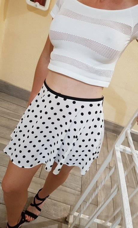 Hotwife 可愛い女優 写真