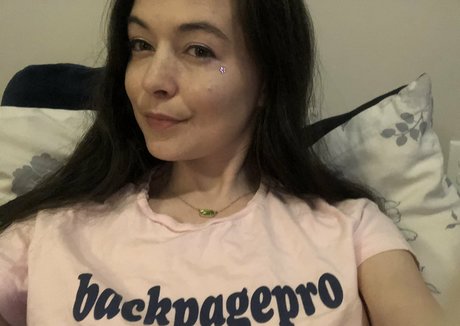 Zhaddie Grey ポルノスター 裸 ギャラリー