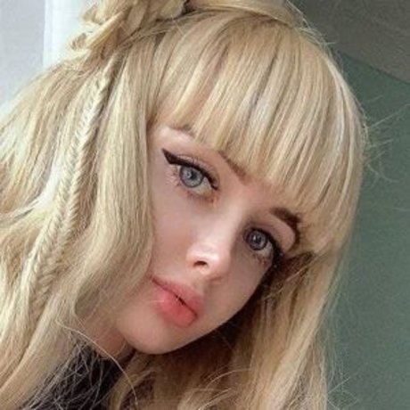 熟女 2P オンリーファンズ セクシーヌード 写真