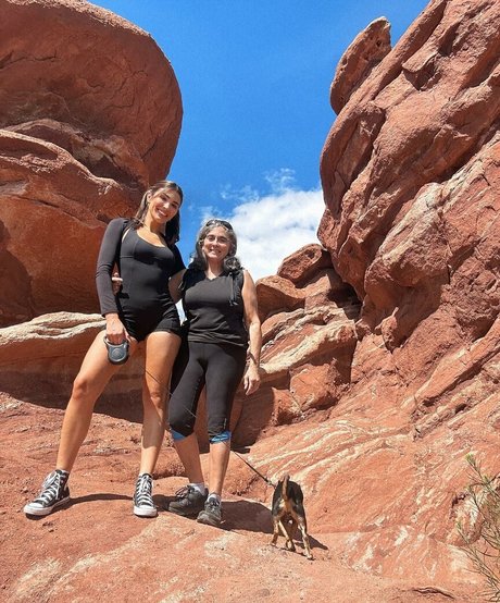 ゲイ筋肉オンリーファンズ セクシーヌード 写真