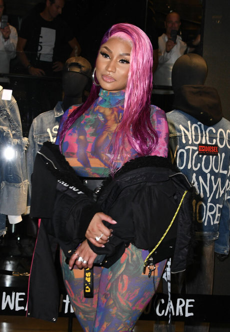 アラブの太ったオンリーファンズ 無料アダルト 写真