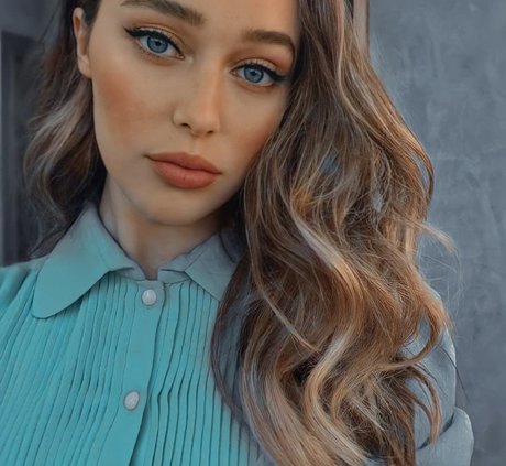 ランジェリーヌードオンリーファンズ ヌード 写真