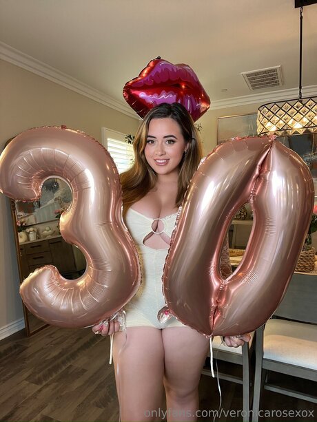 オンリーファンズの動画 無料セックス 画像