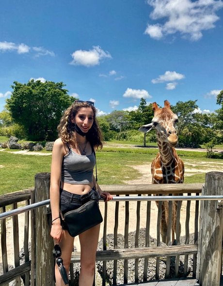 Yanellis Linares セクシー女優 画像