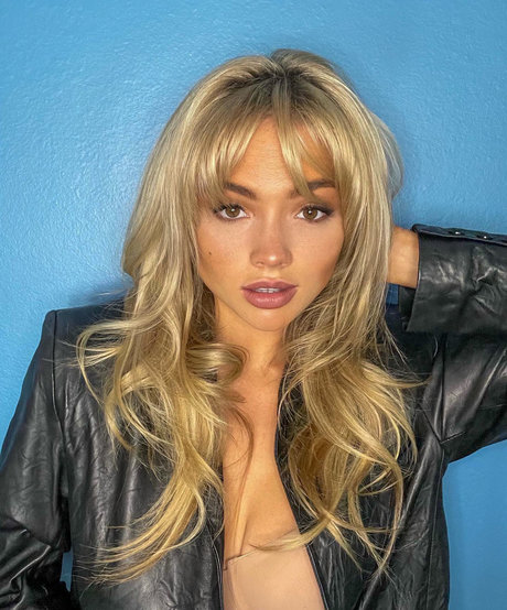 Natalie Alyn Lind かわいいモデル 写真