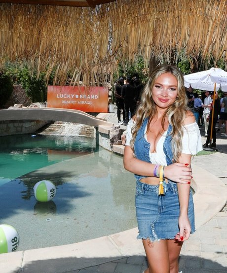 Natalie Alyn Lind 高品質スター 画像