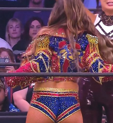 ぽっちゃりカップルオンリーファンズ アートヌード 画像