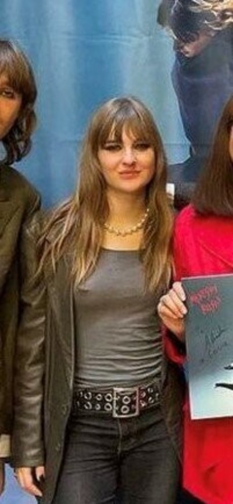 かわいいブロンドのオンリーファンズ ポルノ 写真