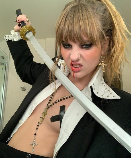 デカ尻ティーンオンリーファンズ ホット 写真