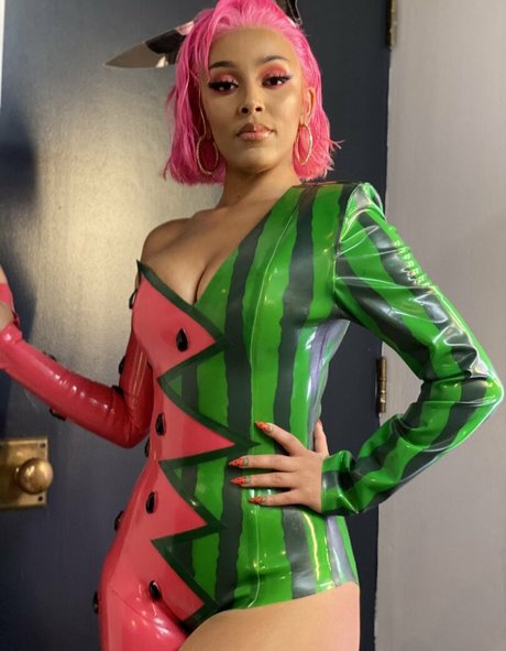 ゲイラテンオンリーファン 美しいポルノ 写真