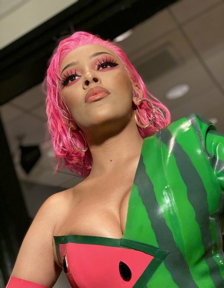 Doja Cat 限定スター 写真