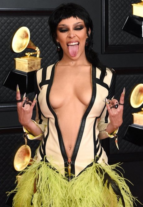 フィットネス熟女オンリーファンズ ポルノ 写真