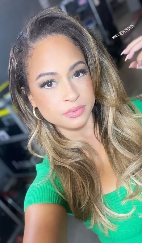 ニューハーフオンリーファン 美しい裸 アーカイブ