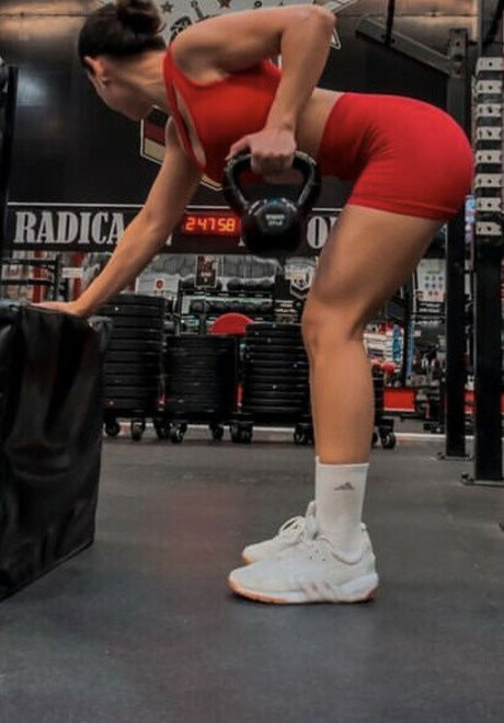 Yazmin Cantu かわいいポルノスター ギャラリー