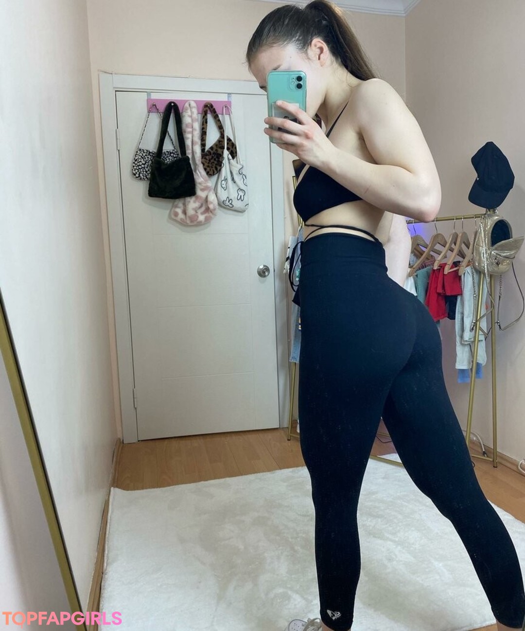 Sudefit 美しい女優 画像