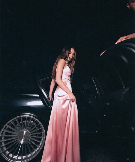 貞操帯オンリーファンズ 美しいヌード 写真