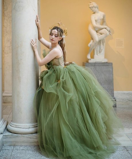 queen astraea ヌードモデル 写真