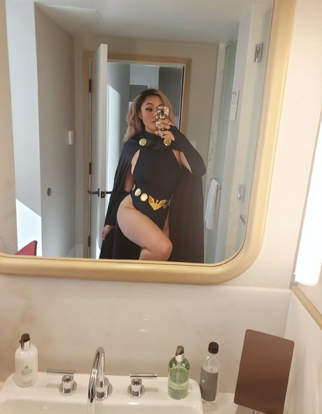 マッサージセラピストオンリーファンズ ヌード ギャラリー