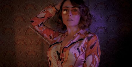 WhisperAudios ASMR 裸のポルノスター 写真