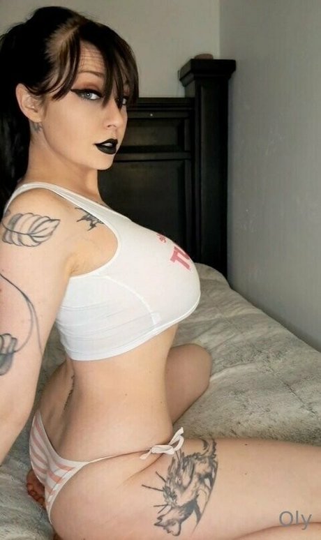 youcancallme oly ポルノスター 美しい 写真