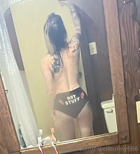 estellbunny666 エロティックなスター 画像