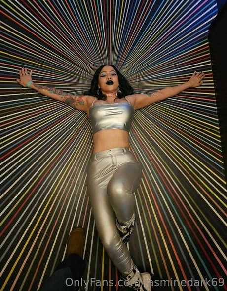 大学のアジア人オンリーファンズ 裸 写真