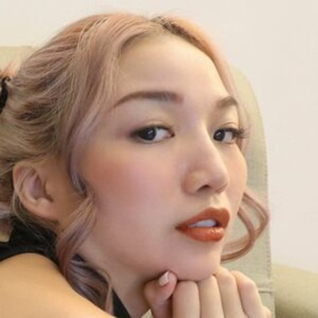 immaddiechan ホットなポルノスター 写真