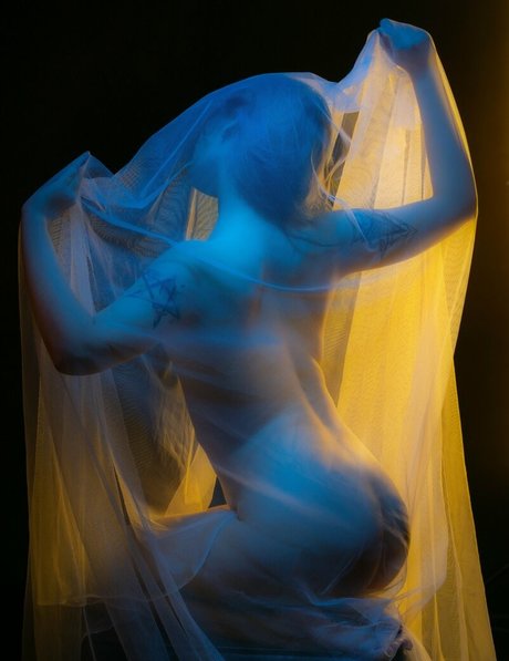 Xhajinx 裸モデル 画像