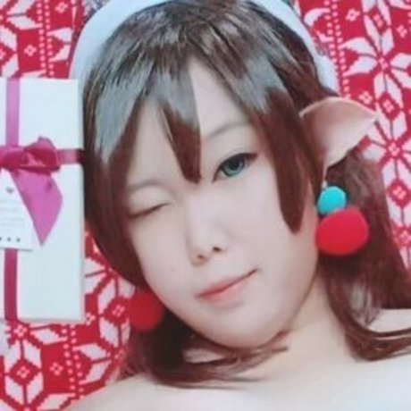 アジア人ニューハーフオンリーファンズ セクシー裸 画像