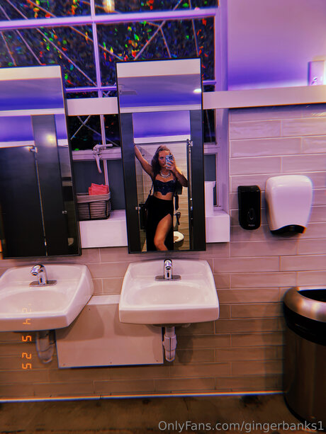 キッチンセックスオンリーファンズ 無料セクシー 写真