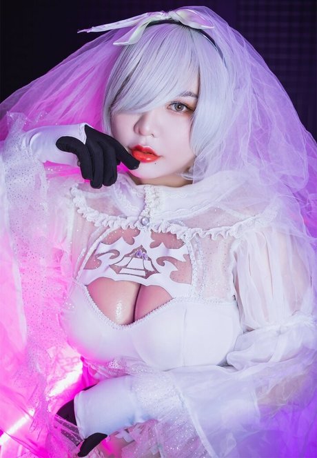 足が自由なオンリーファンズ ホットヌード 画像