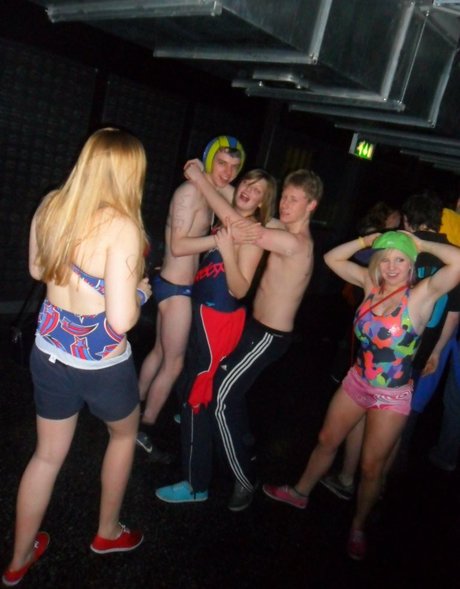 ぽっちゃり足オンリーファンズ 無料 画像