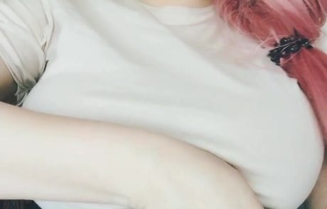 Mila Volker ポルノスター 美しい 写真