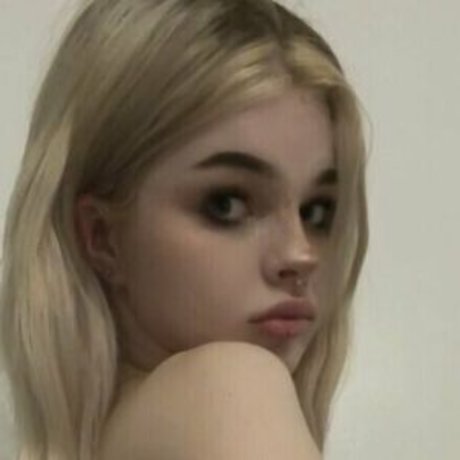 knotcis ヌードのポルノスター 写真