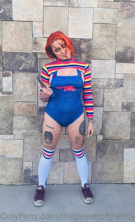 アラブ人妻オンリーファンズ セクシーヌード 写真