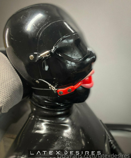 latexdesires ポルノスター 画像