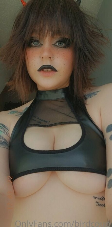 コスプレ ヘンタイ オンリーファンズ 無料裸 写真