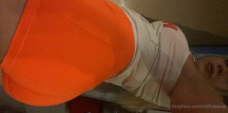 milfryleerae 完璧な女優 写真