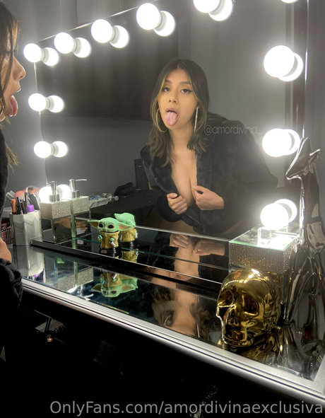 amordivinaexclusiva 最高のスター 写真