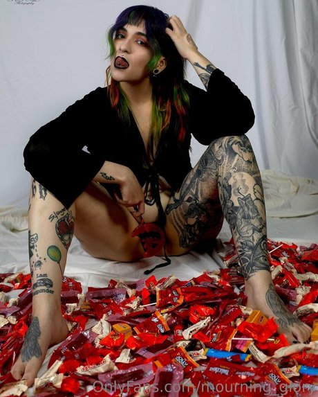 mourning glory セックススター 写真