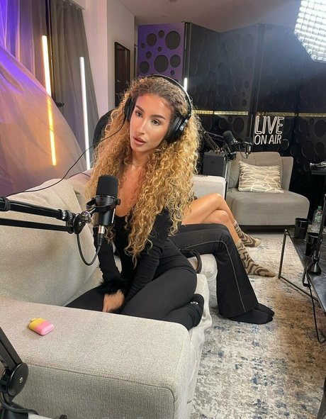 curlyfriesjazzz 高品質のスター ギャラリー