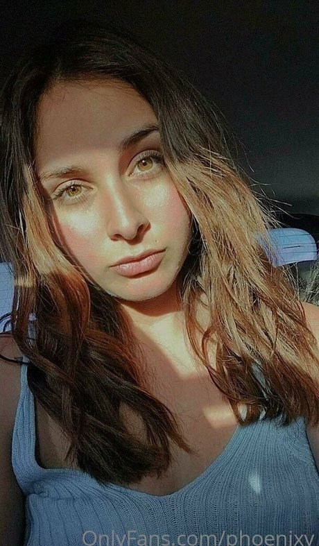 phoenixy ホットなポルノスター 写真