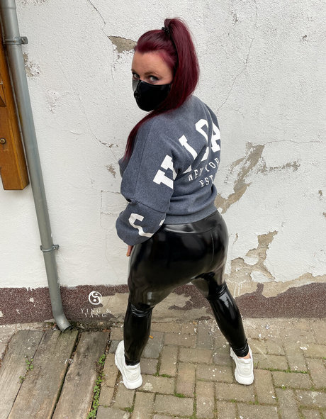 ying yang 2019 完璧なポルノスター 写真