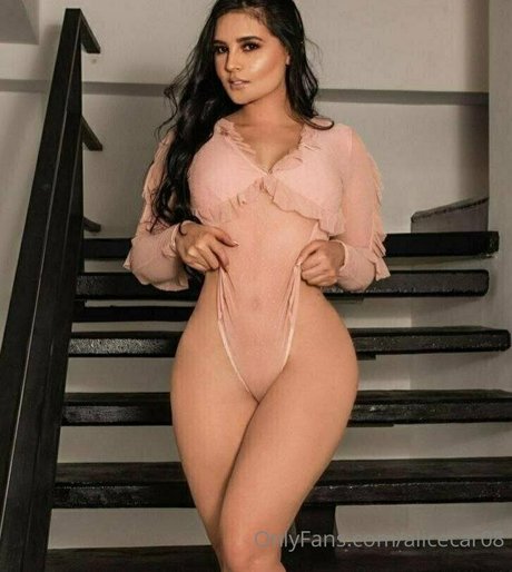 曲線美のxxx オンリーファンズ 素敵 ギャラリー