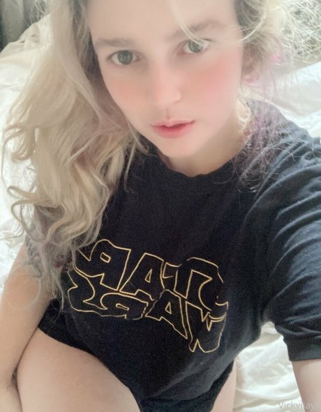 vickyjjay ポルノモデル 写真