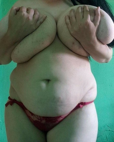 戦利品オンリーファンズ 無料 写真