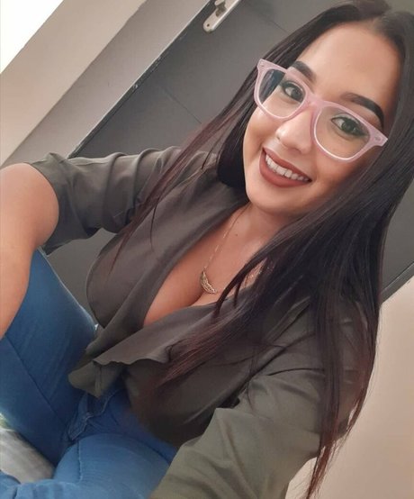 40歳のオンリーファンズ 無料セクシー 画像