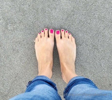 favorablefeet11 無料モデル 写真